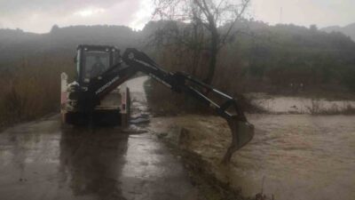 Aydın genelinde etkisini gösteren yoğun yağışla birlikte, başta Söke, Germencik,