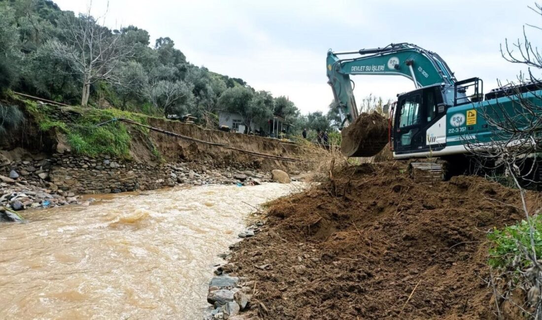 Aydın genelinde etkili olan yağışlarla birlikte valilik koordinesinde ekipler teyakkuz