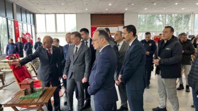 Ayvacık Açık Ceza İnfaz Kurumu’nda hükümlülerin yaptığı eserlerin yer aldığı