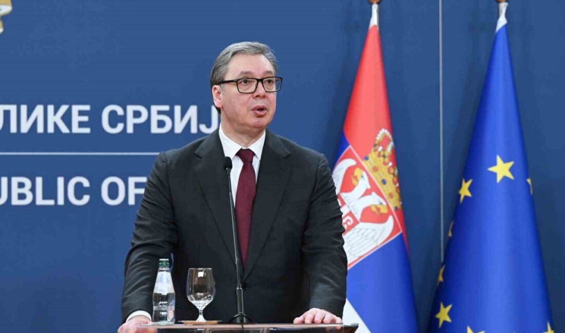 Azerbaycan Cumhurbaşkanı İlham Aliyev, resmi ziyarette bulunduğu Sırbistan’da Cumhurbaşkanı Aleksandar