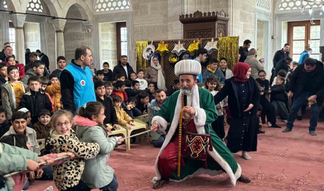 Kırklareli’nin Babaeski ilçesinde Haydi Çocuklar Camiye Ramazan etkinliklerinde çocuklar, Nasreddin