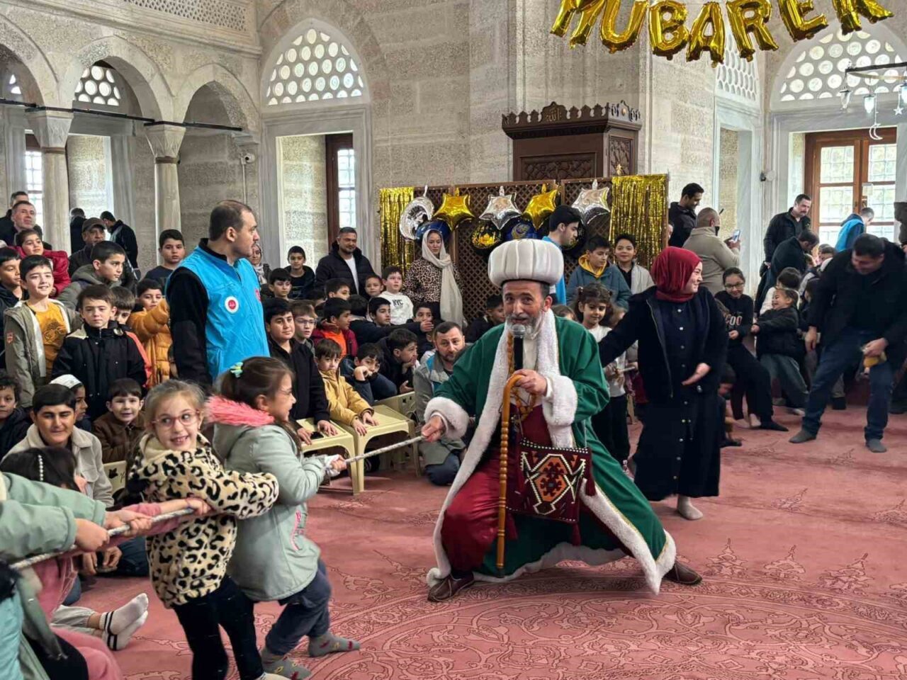 Kırklareli’nin Babaeski ilçesinde Haydi Çocuklar Camiye Ramazan etkinliklerinde çocuklar, Nasreddin