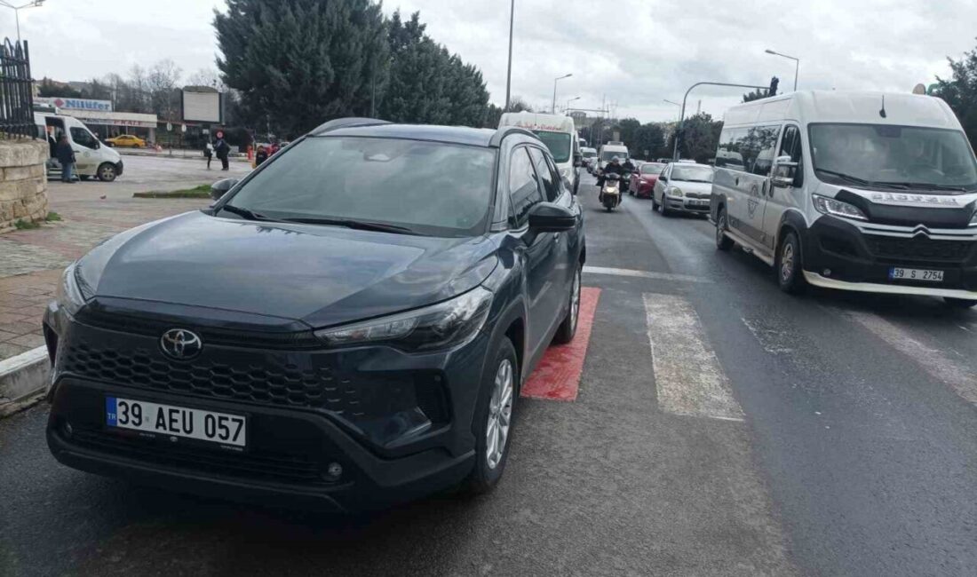 Kırklareli’nin Babaeski ilçesinde otomobil ile çarpışan elektrikli bisikletin sürücüsü, tedavi