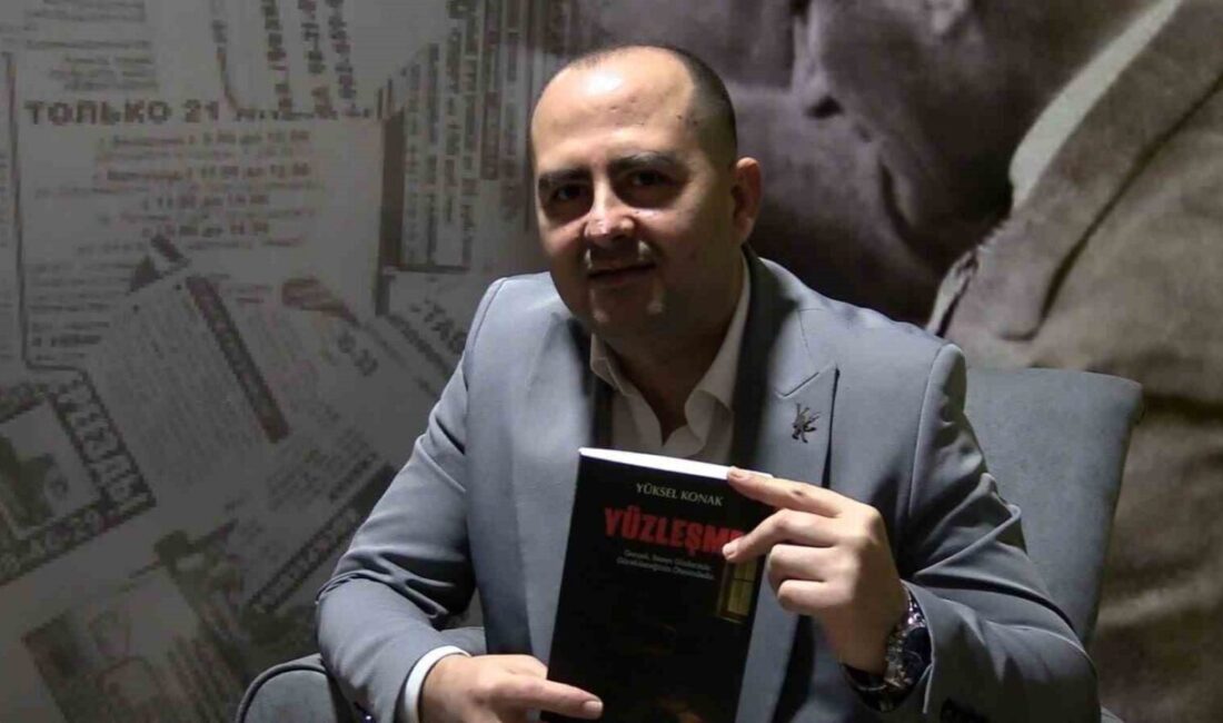 Bolu’da babasının önerisiyle okuduğu kitaptan etkilenerek yazar olmaya karar veren