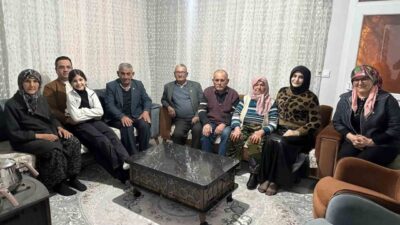 Sarıgöl Kaymakamı Halil Dalak, Ramazan ayı dolayısıyla Bahadırlar Mahallesi’nde yaşayan