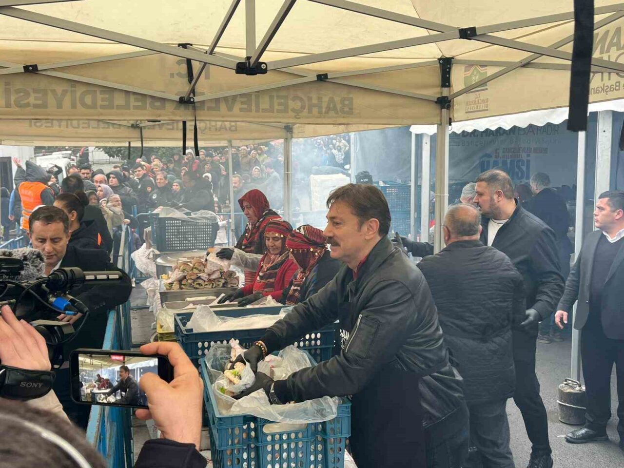 Bahçelievler Belediyesi ev sahipliğinde düzenlenen “Karadeniz Festivali” büyük ilgi gördü.