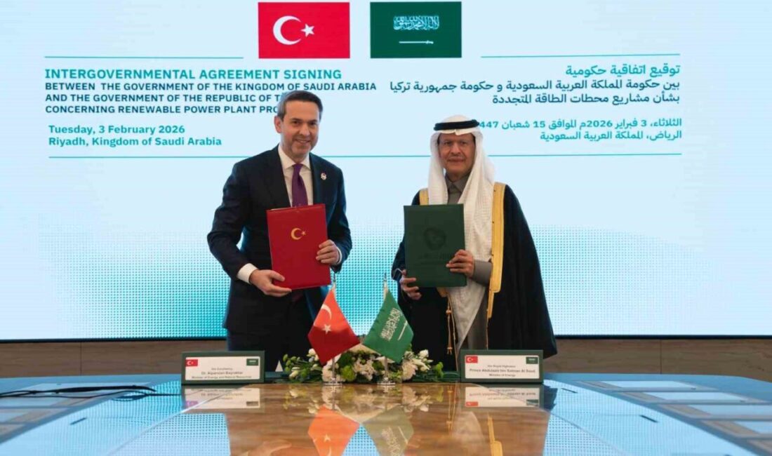 Enerji ve Tabii Kaynaklar Bakanı Alparslan Bayraktar, Suudi Arabistan ile