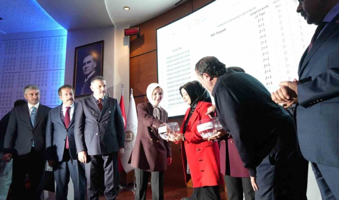 Aile ve Sosyal Hizmetler Bakanı Mahinur Özdemir Göktaş, “Kadını, çocuğu,