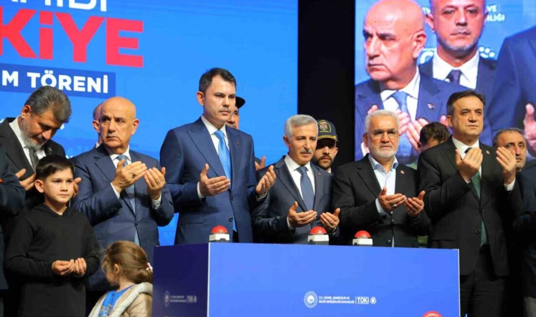 Çevre, Şehircilik ve İklim Değişikliği Bakanı Murat Kurum, CHP Genel