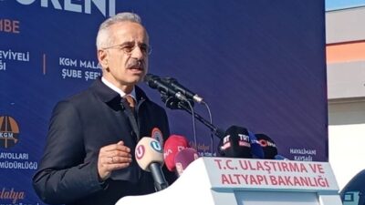 Ulaştırma ve Altyapı Bakanı Abdulkadir Uraloğlu, Malatya’da gerçekleştirilen toplu açılış