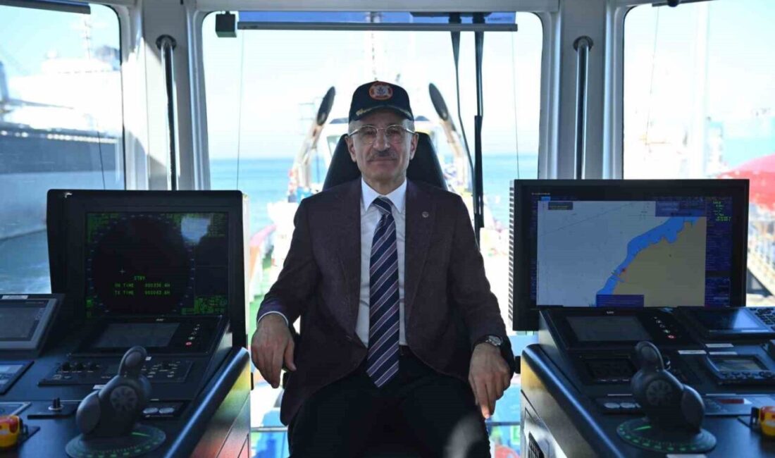 Ulaştırma ve Altyapı Bakanı Abdulkadir Uraloğlu, “İstanbul’da kuracağımız NAVDAT alıcı