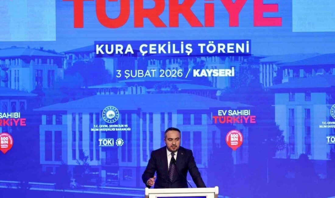 ’Yüzyılın Konut Projesi’nde Kayseri’deki hak sahipleri için kura çekimi yapıldı.