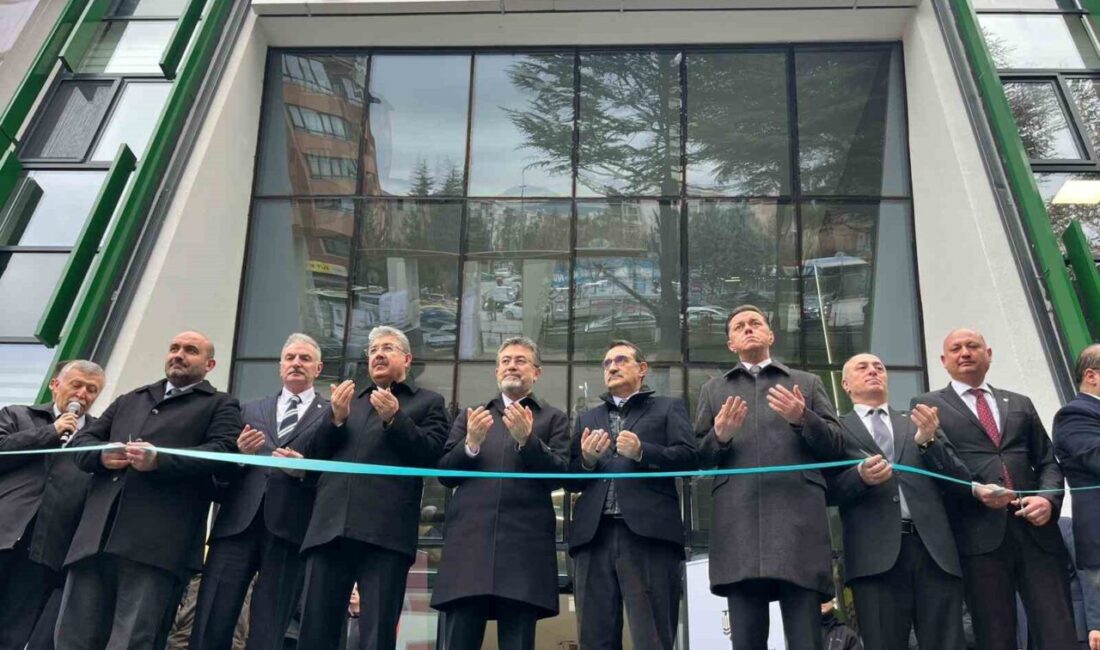 Eskişehir’e bir takım ziyaretler için gelen Tarım ve Orman Bakanı