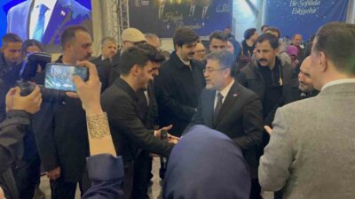 Tarım ve Orman Bakanı İbrahim Yumaklı, Eskişehir’de ’Kabe’de Hacılar’ ilahisini