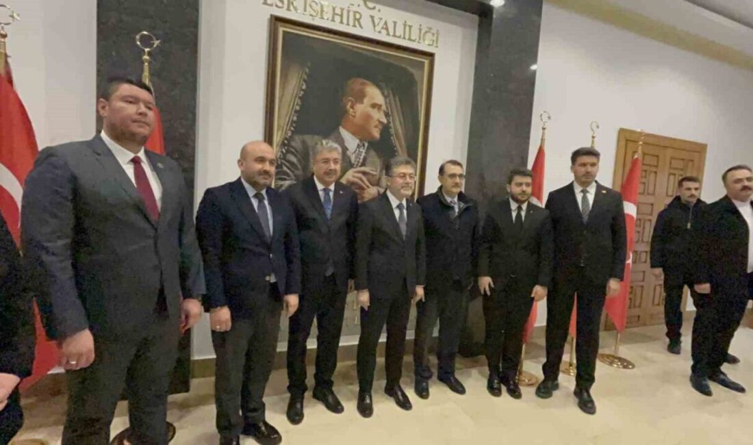 Tarım ve Orman Bakanı İbrahim Yumaklı, Eskişehir Valiliği’ne ziyarette bulundu.