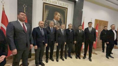 Tarım ve Orman Bakanı İbrahim Yumaklı, Eskişehir Valiliği’ne ziyarette bulundu.