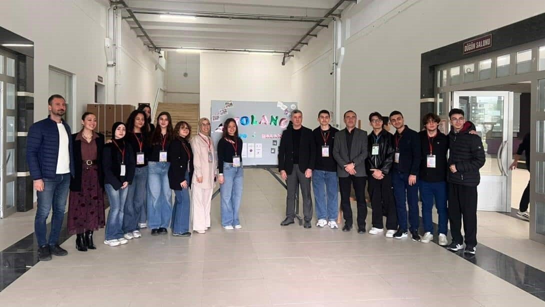 Balıkesir’in Burhaniye ilçesinde, Genç Başarı Eğitim Vakfı’nın düzenlemiş olduğu GençBizz