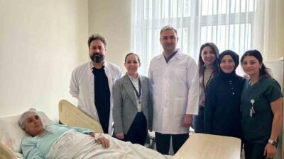 Balıkesir’in Bandırma ilçesinde, beyin tümörü tanısı konulan 72 yaşındaki kadın