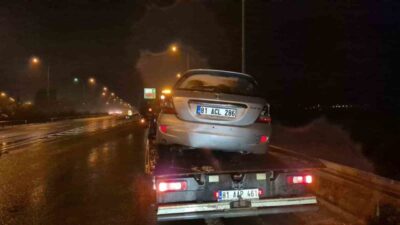 TEM Otoyolu Düzce kesiminde otomobilin bariyerlere çarptığı kazada sürücü ağır