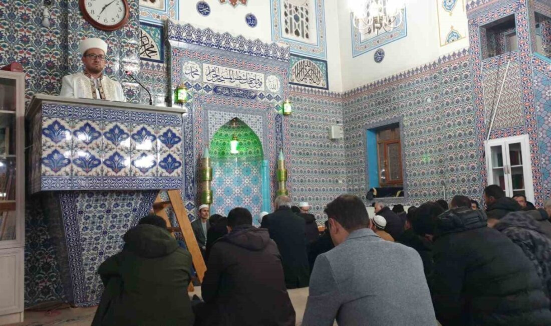 Van’ın Başkale ilçesinde Ramazan ayının müjdecisi olarak kabul edilen Berat