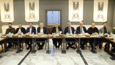 Elazığ’ı her geçen gün daha da ileriye taşıyacaklarını belirten Elazığ