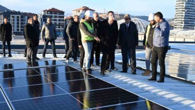 Isparta Belediyesi tarafından yeni otogarın çatısına 1,3 megavatlık (MW) güneş