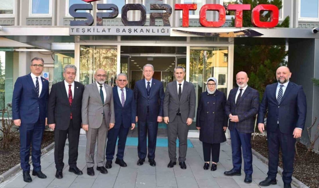 Kayseri Büyükşehir Belediye Başkanı Dr. Memduh Büyükkılıç, Ankara’da Spor Toto
