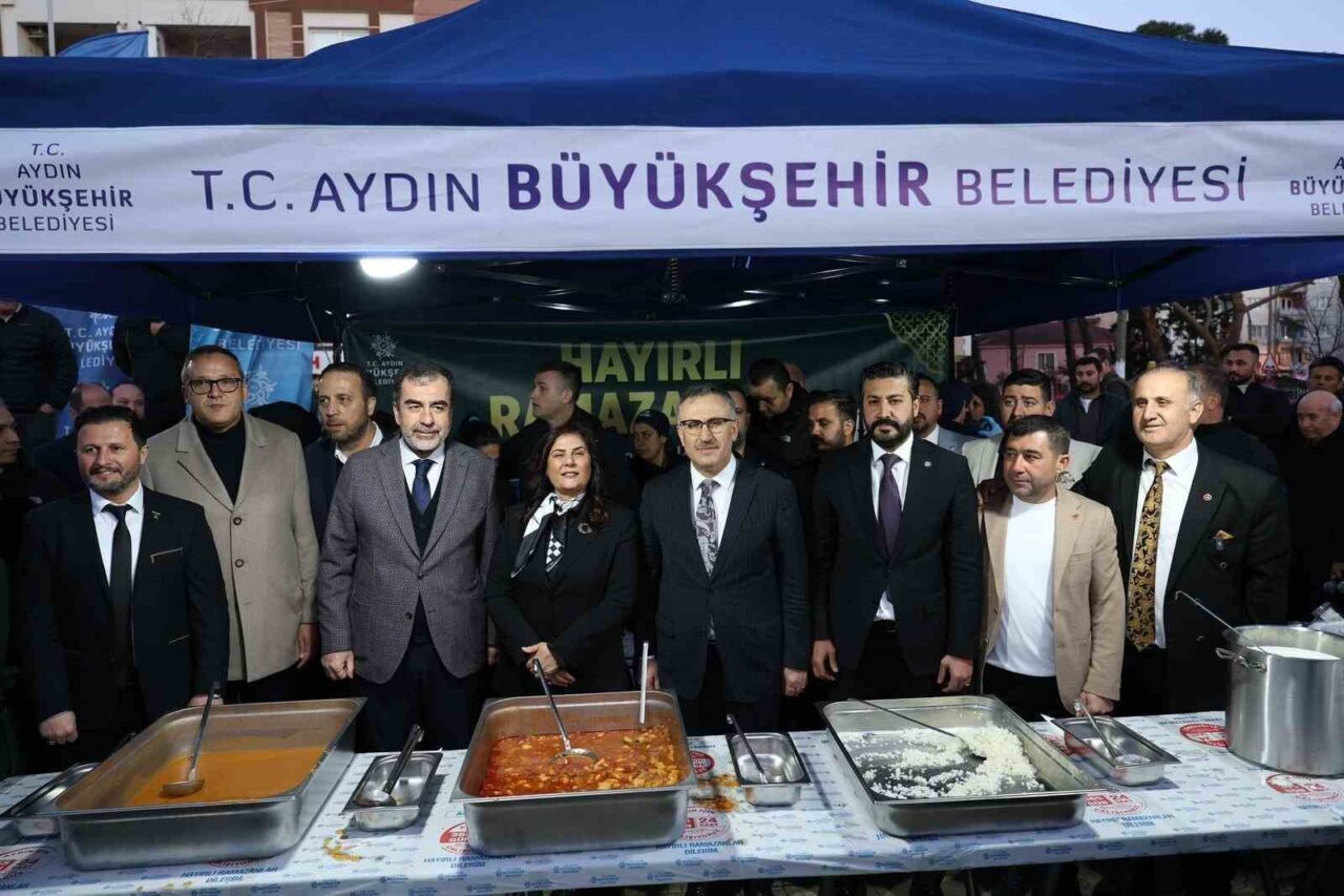 Aydın Büyükşehir Belediyesi tarafından düzenlenen iftar programları, Ramazan ayının bereketini