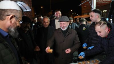 Ramazan bereketini vatandaşlarla birlikte yaşamak için hassasiyet gösteren Kocasinan Belediye