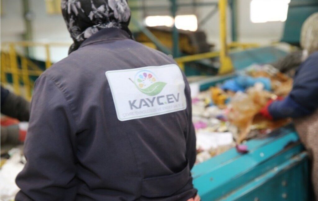 Kocasinan Belediyesi bünyesinde faaliyet gösteren ve günlük 40 ton atık