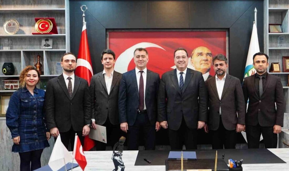 Manisa Büyükşehir Belediye Başkanı Besim Dutlulu, kentin sürdürülebilir enerji ve