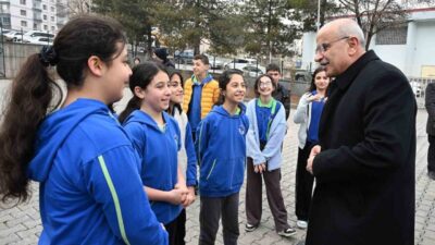 Malatya Büyükşehir Belediye Başkanı Sami Er, içinde her türlü oyun