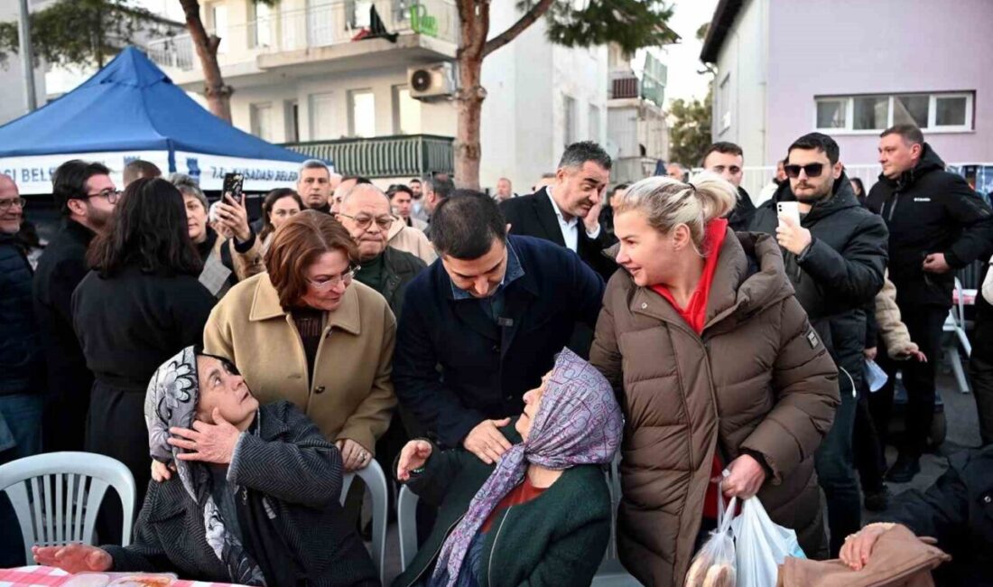 Aydın’ın Kuşadası ilçesinde düzenledikleri iftar sofrasında CHP’li belediye başkanları ile