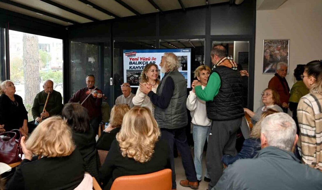 Başkan Ömer Günel, Kuşadası Belediyesi Kadınca Oluşumu tarafından emekliler için