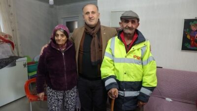 Aydın’ın İncirliova ilçesinde sağlıksız bir ortamda yaşayan yaşlı çifte hayırseverlerin