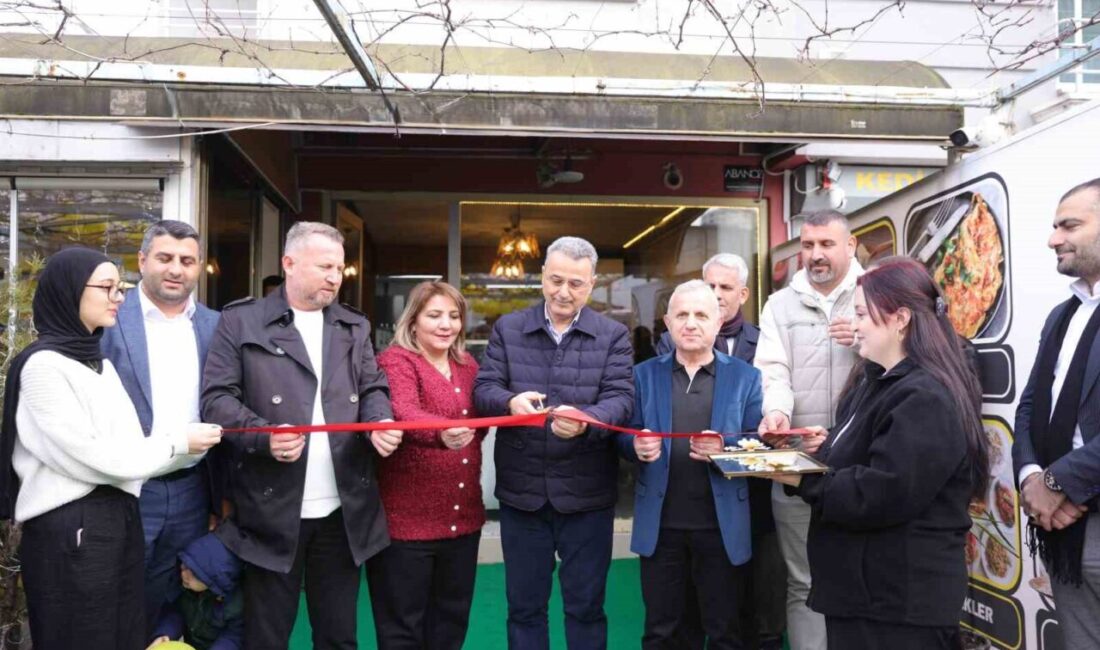 Samsun İlkadım’da farklı sektörlerde faaliyete başlayan işletmelerin açılışlarına katılan İlkadım