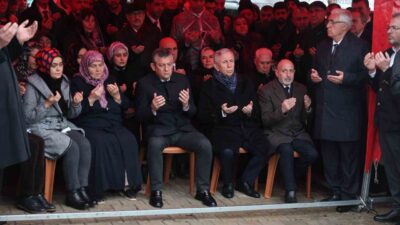 Bursa Büyükşehir Belediye Başkanı Mustafa Bozbey, Cumhuriyet Halk Partisi tarafından