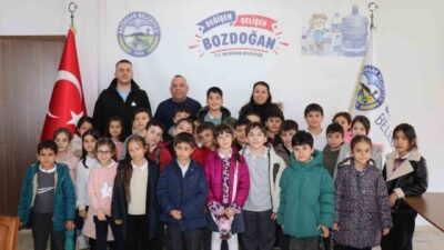 Bozdoğan Fatih İlkokulu 2. sınıf öğrencileri, yerel yönetimleri yakından tanımak