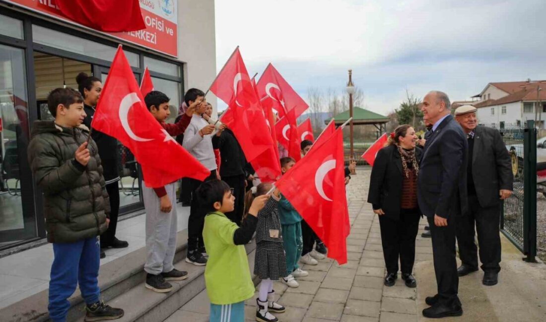 DÜZCE (İHA) – Düzce Belediye Başkanı Dr. Faruk Özlü, Roman