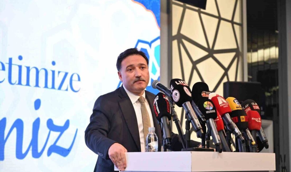 Kayseri Organize Sanayi Bölgesi (OSB) tarafından düzenlenen Geleneksel İftar Programında