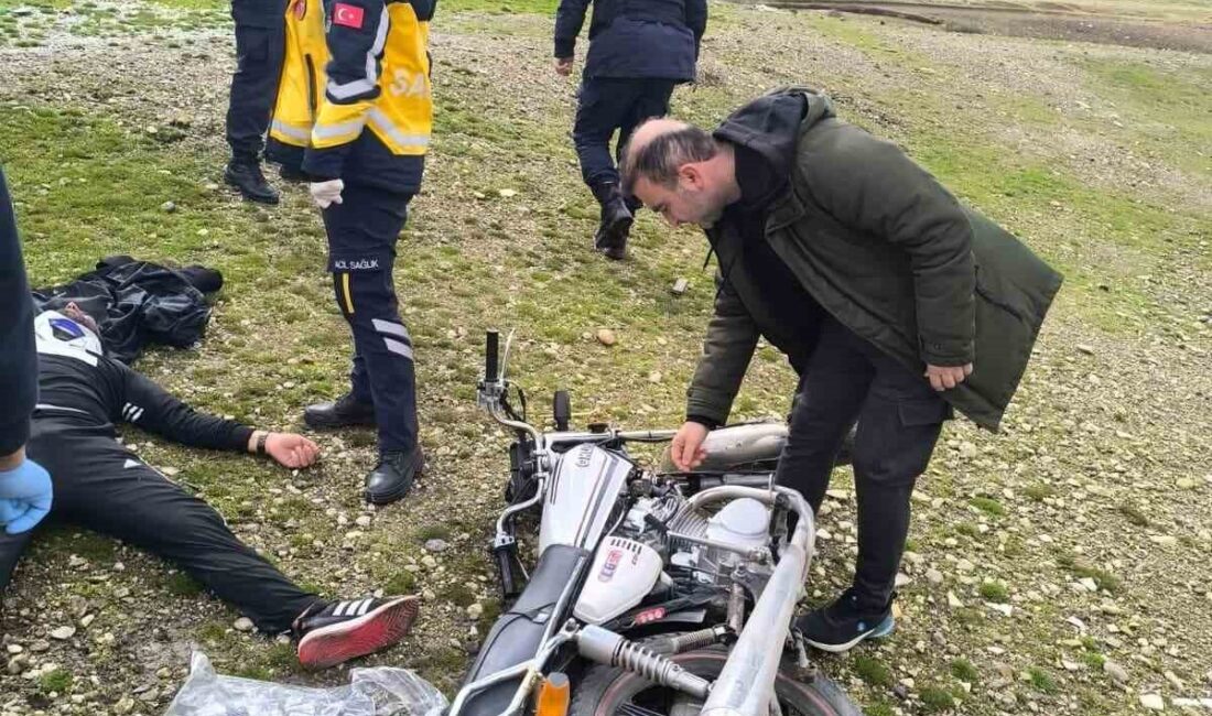 Batman’da devrilen motosikletin sürücüsü yaralandı. Edinilen bilgilere göre, Yenişehir Mahallesi