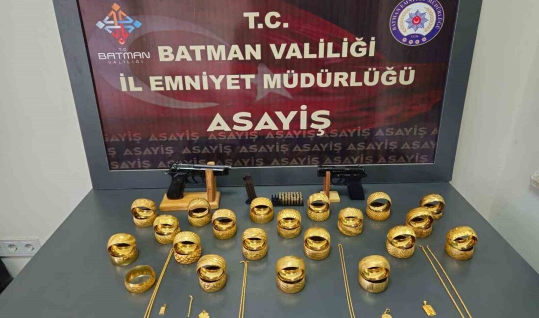 Batman’da bir kuyumcuya düzenlenen silahlı soygun, polis ekiplerinin hızlı ve