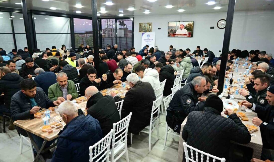 Battalgazi Belediyesi, Ramazan ayı dolayısıyla kiraladığı restoran ortamında her akşam