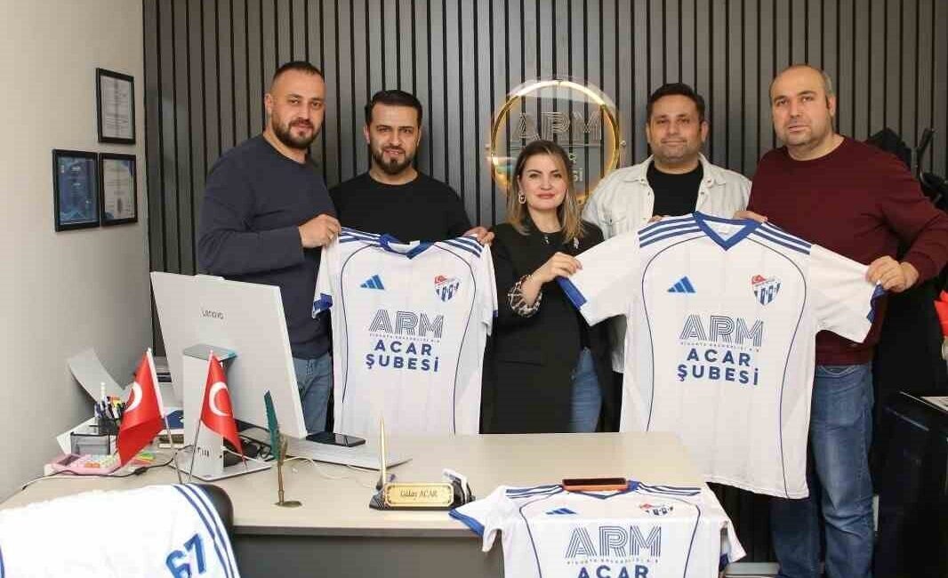 Zonguldak’ın Ereğli ilçesinde Bayat Spor Kulübü, 2025-2026 sezonu kapsamında forma
