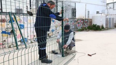 Bodrum Belediyesi, ilçedeki okulların eğitim ortamlarını iyileştirmek amacıyla bakım, onarım