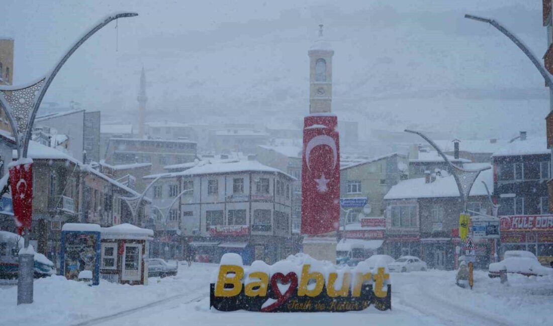 Bayburt’ta etkili olan yoğun kar yağışı ve olumsuz hava şartları
