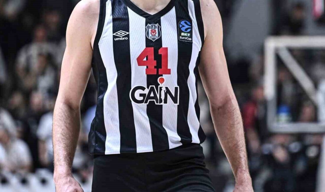 Beşiktaş Erkek Basketbol Takımı’nın Hırvat pivotu Ante Zizic, Türk Telekom