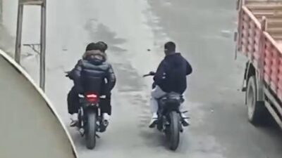 Beykoz’da trafikte tehlikeli hareketler yaparak çevreyi rahatsız eden motosiklet sürücüsüne