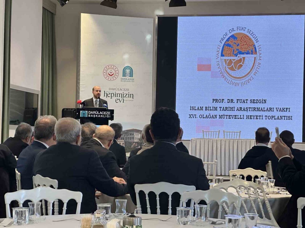 İlim Yayma Vakfı Mütevelli Heyeti Başkanı Bilal Erdoğan, Prof. Dr.