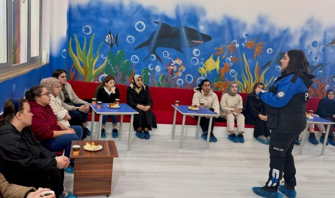 Bilecik İl Emniyet Müdürlüğü ekipleri tarafından, anaokulu velilerine ‘Dolandırıcılık ve